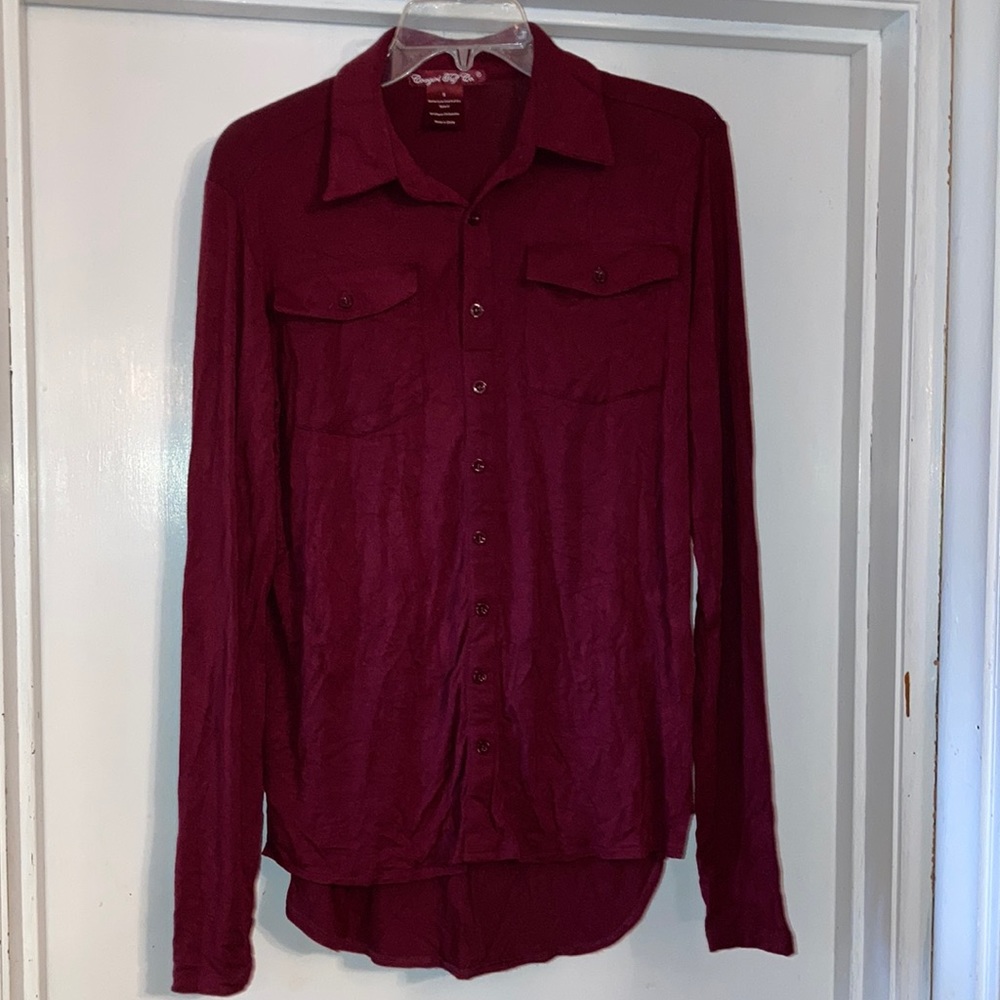 Cowgirl Tuff burgundy pullover. Size S but fits M